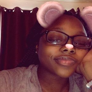 Meet your Posher, Ashanti